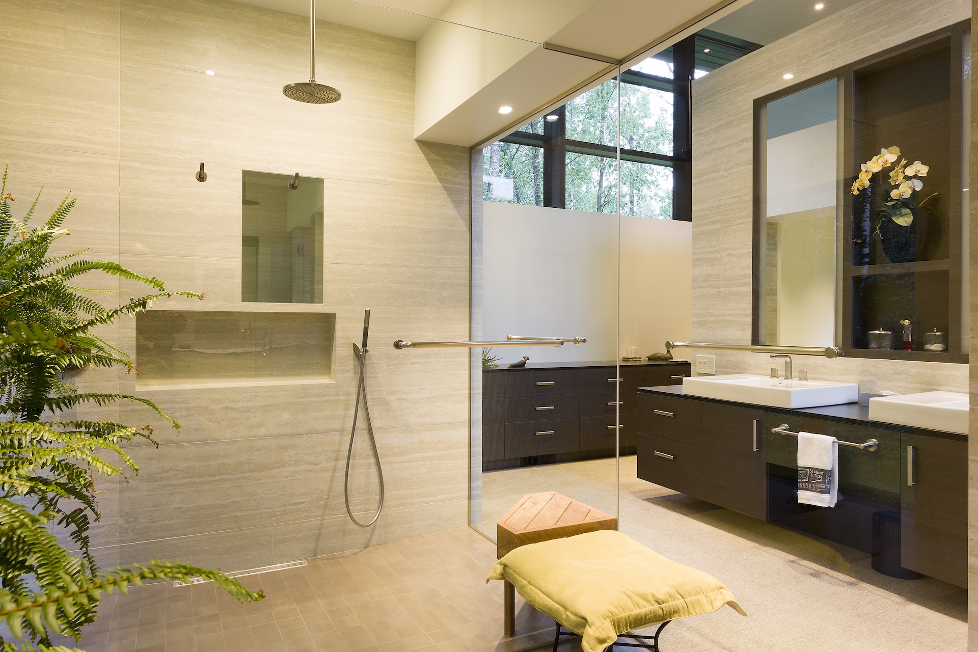 custom-bathroom-cabinets-winnipeg